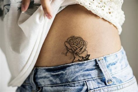 tatuajes en pelvis|28 ideas de Tatuajes en la pelvis 